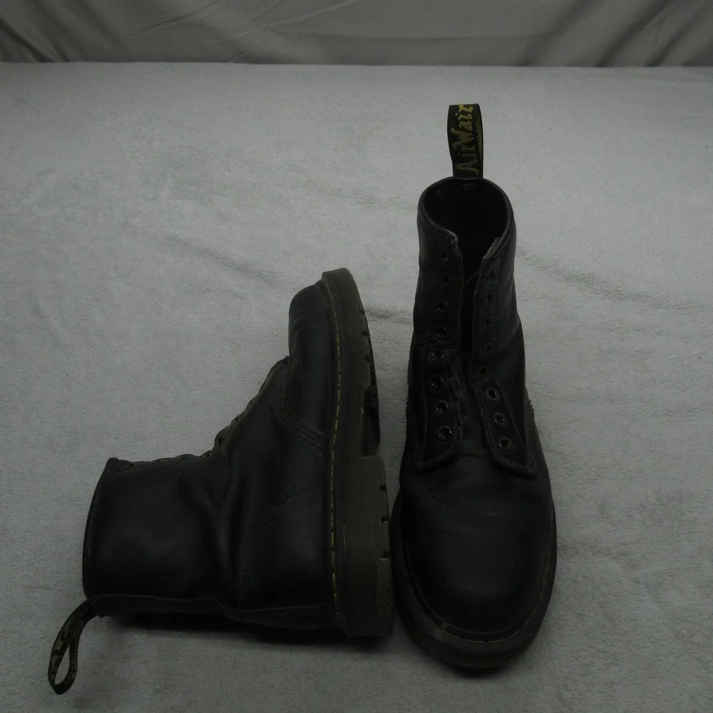 Dr Martens 1460 Unisex 11W 10M Safety Boots Blck Leather Slip Resistant Soft Toe